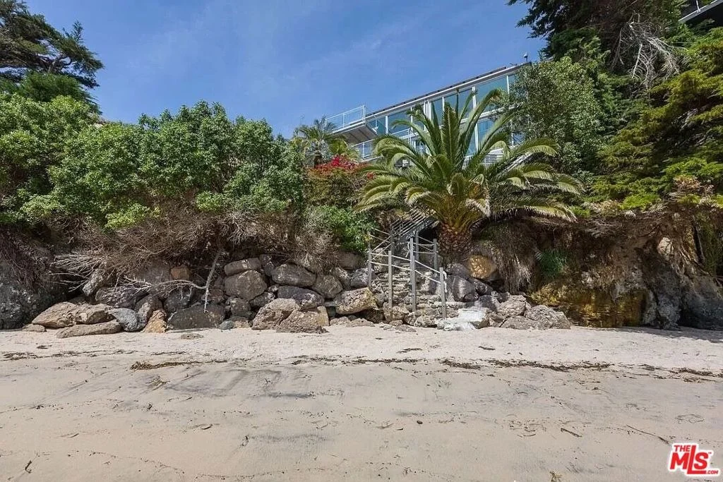 Photo of 6525 Point Lechuza Drive