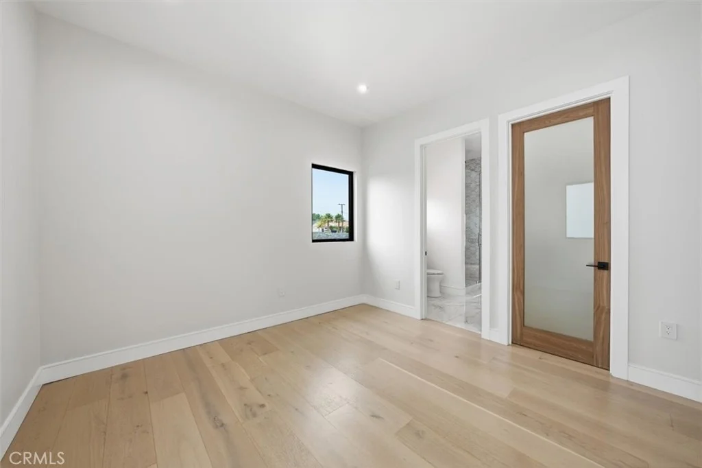 Photo of 2126 Havemeyer Lane