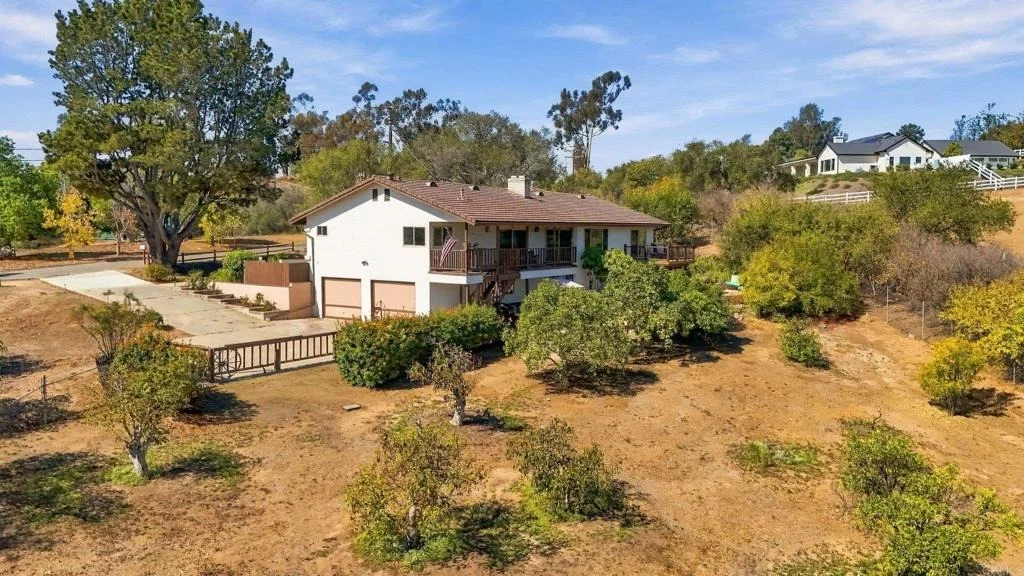 Photo of 590 Elm Tree Lane