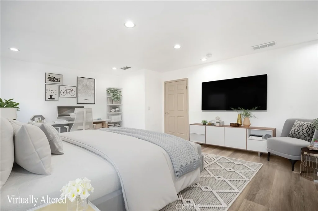 Photo of 10110 Sunland Boulevard