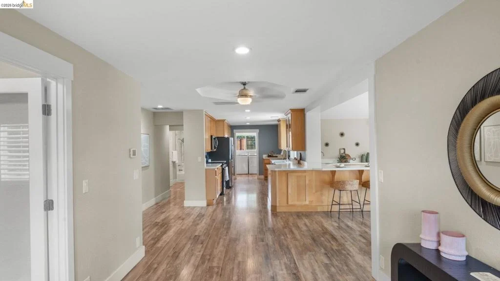 Photo of 700 Brownstone RD