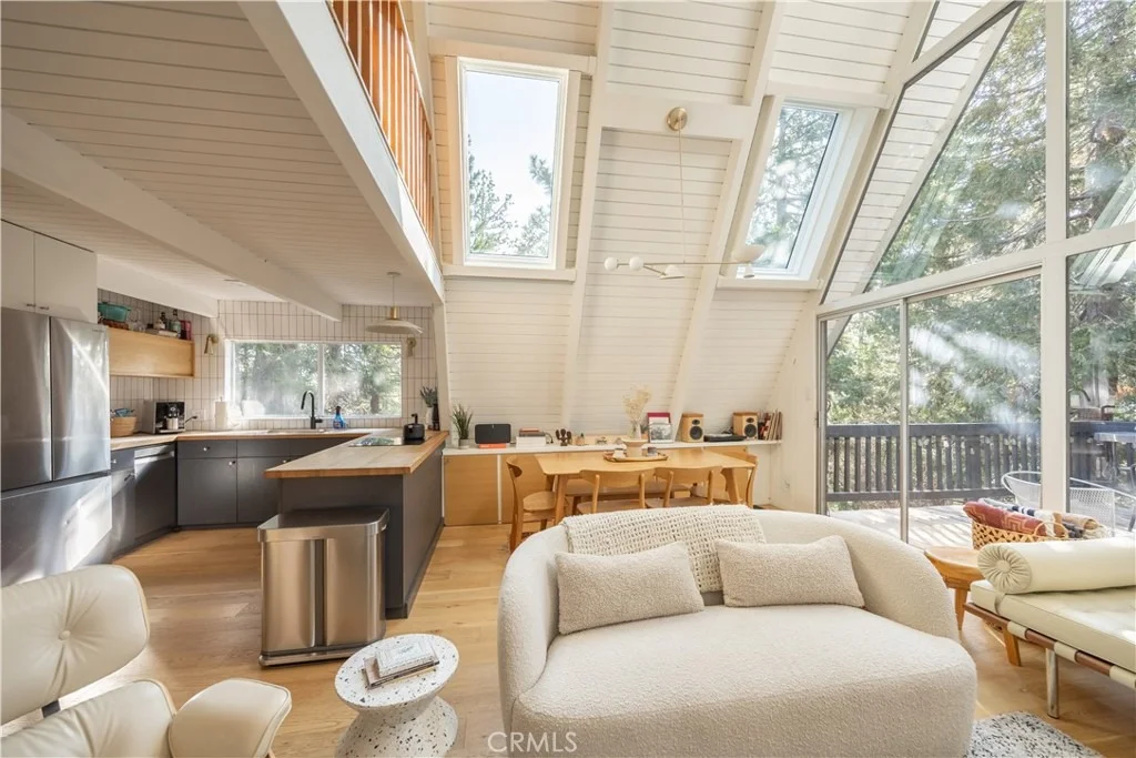 Photo of 399 Rainier Road