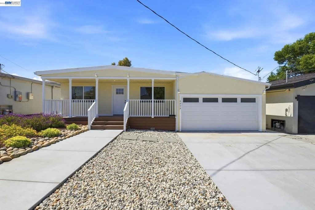 Photo of 4253 David St