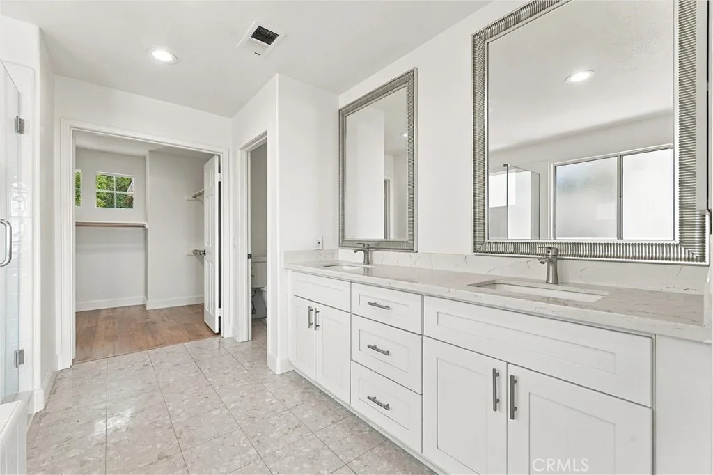 Photo of 6226 E Cliffway Drive