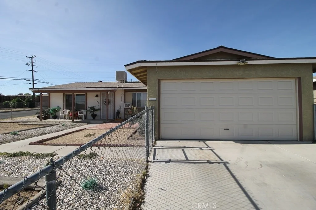 Photo of 1540 Sunset