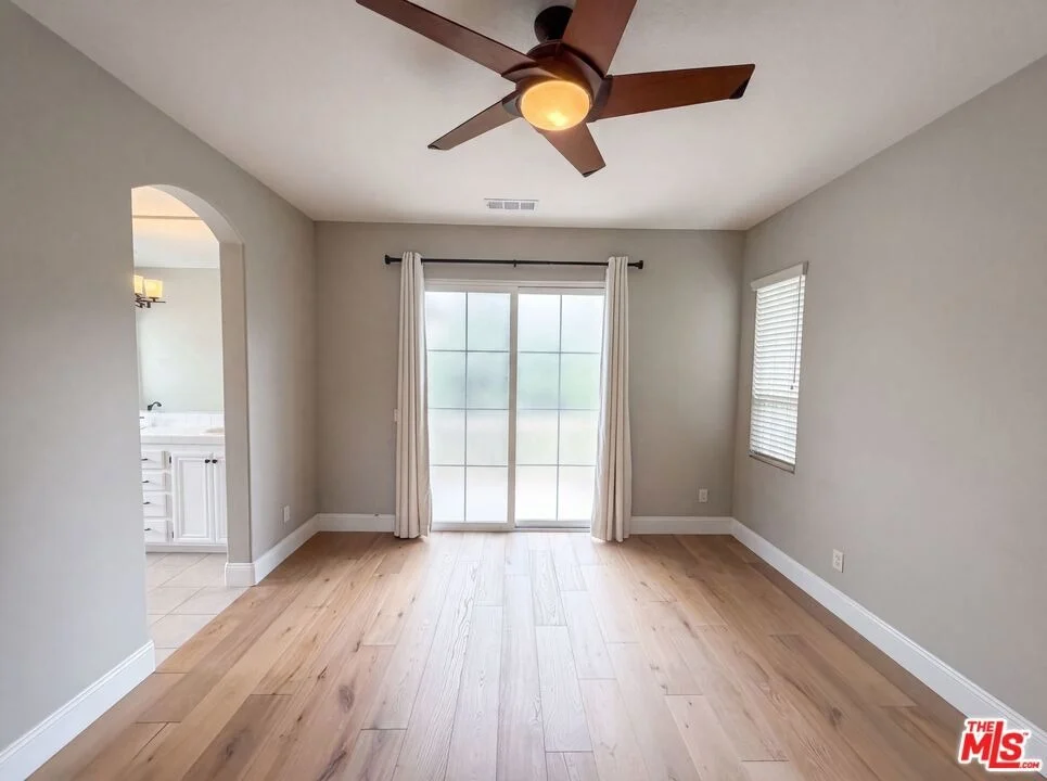 Photo of 48 Laurelhurst Drive