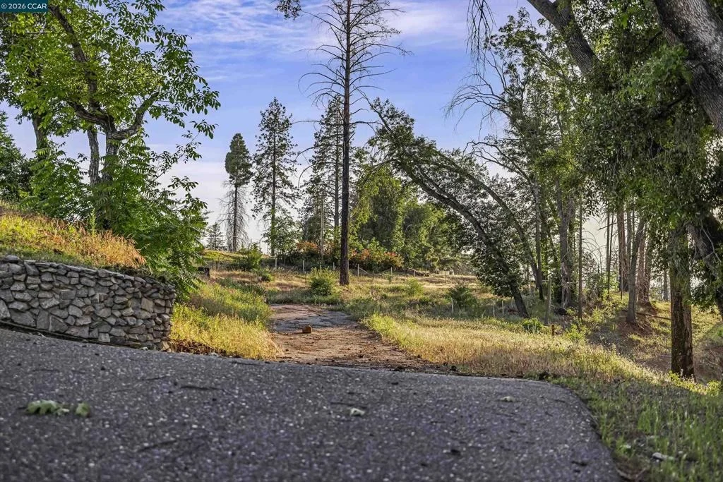 Photo of 6479 Gregory Ln