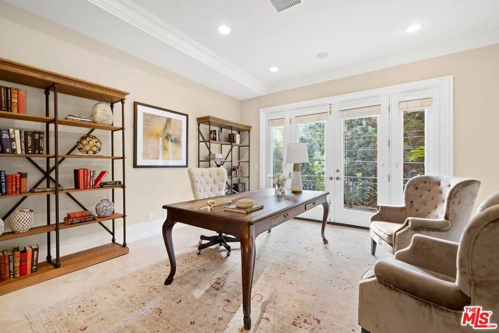 Photo of 1350 Benedict Canyon Drive
