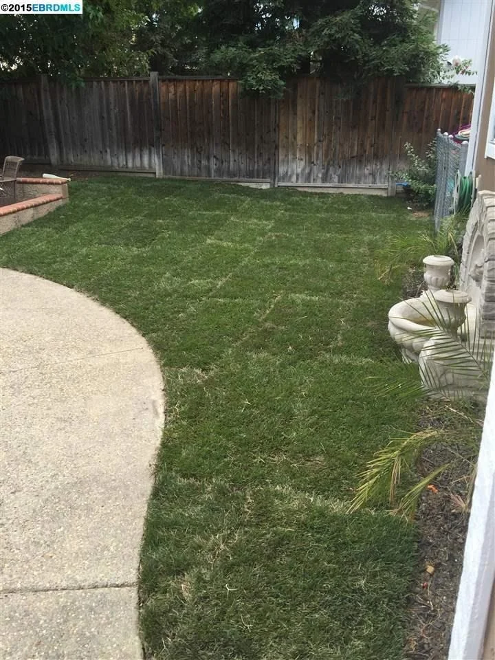 Photo of 1170 AMANDA CIR