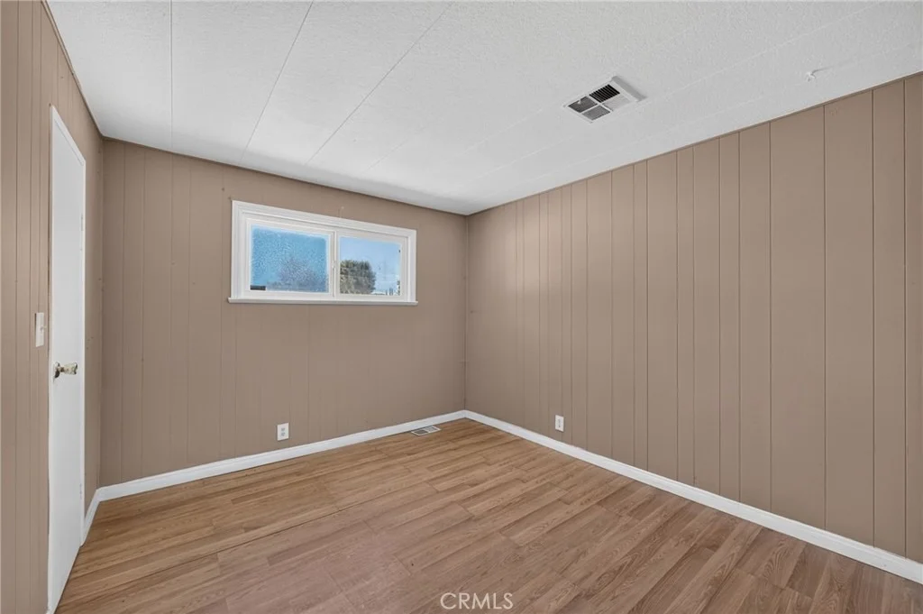 Photo of 39346 Contreras