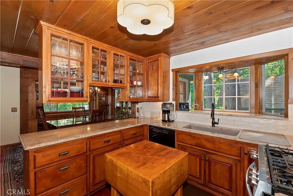 Photo of 23280 Brookside Road