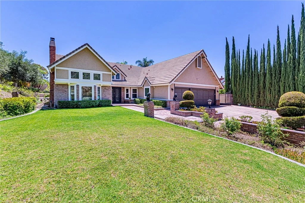 Photo of 22260 Starlight Drive