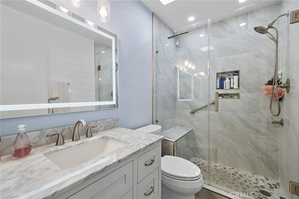 Photo of 21155 Larchmont