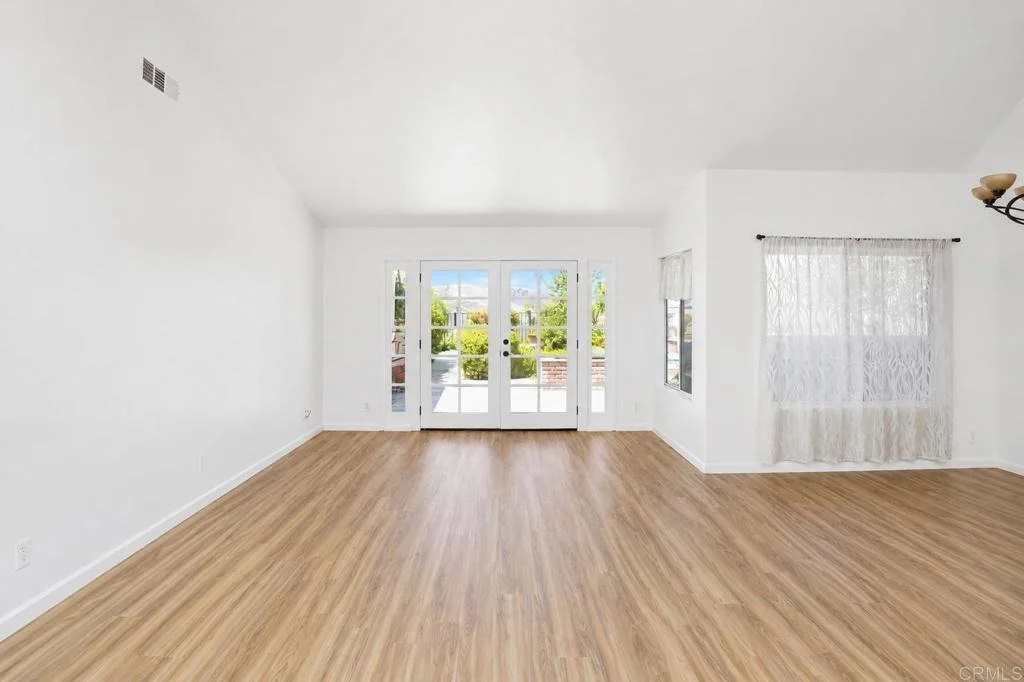 Photo of 878 Rivertree Drive