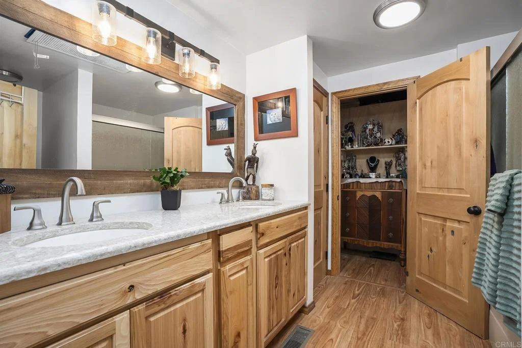 Photo of 1315 FARMER RD