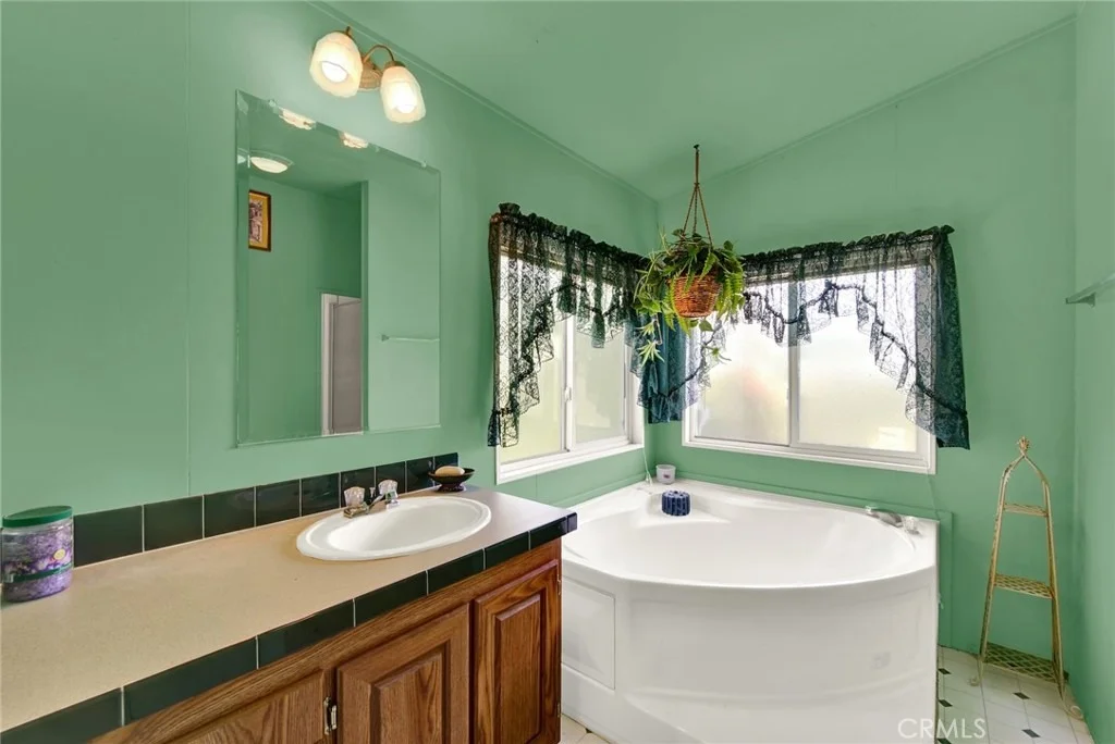 Photo of 1020 N. BUTTE