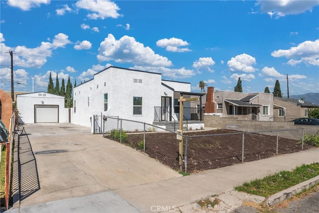 Photo of 840 Valley View Drive