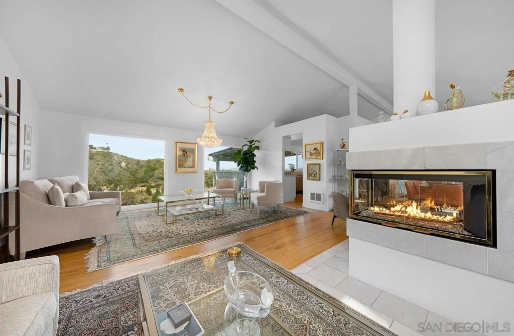 Photo of 5971 Desert View Drive