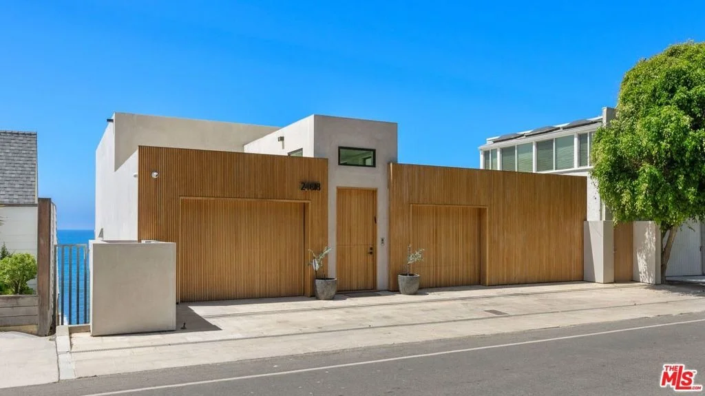 Photo of 24818 Malibu Road