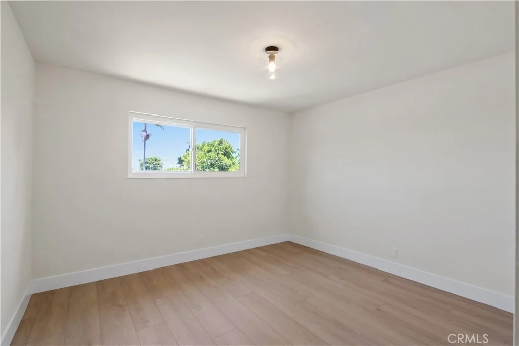 Photo of 9281 Comstock