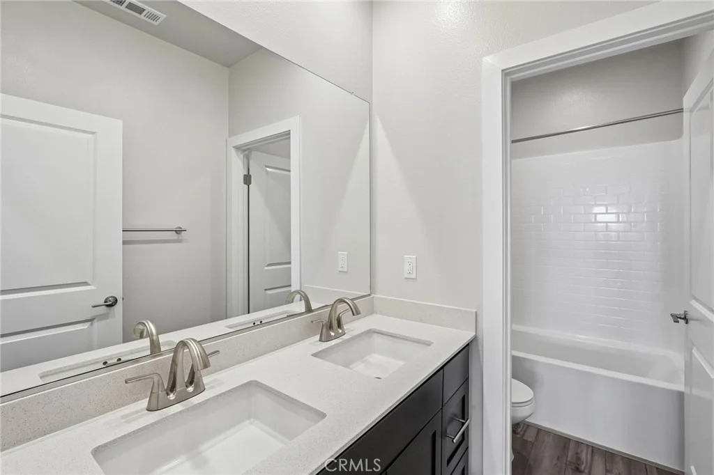 Photo of 8553 Tamarack Street