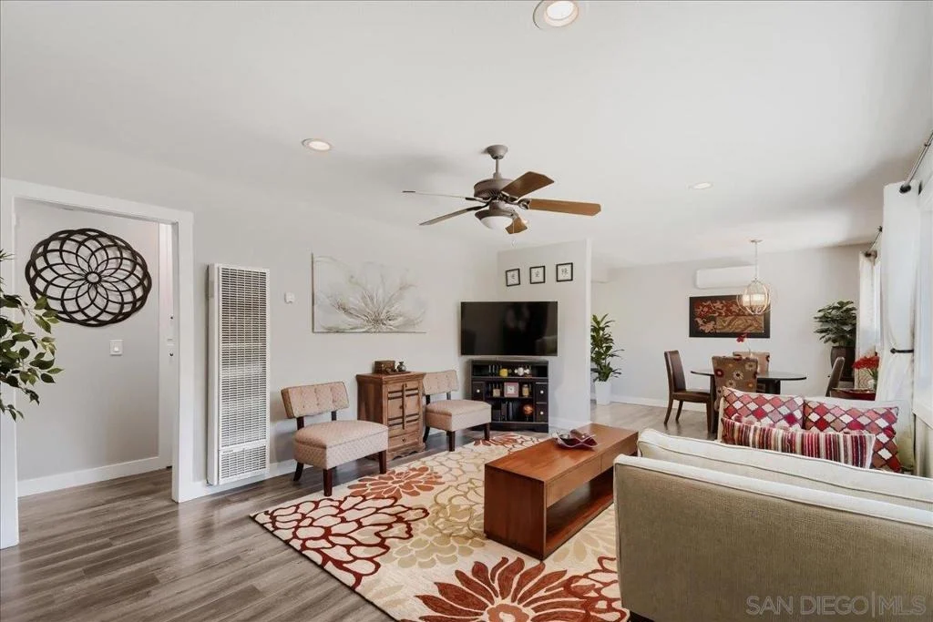 Photo of 4902 Chateau Drive