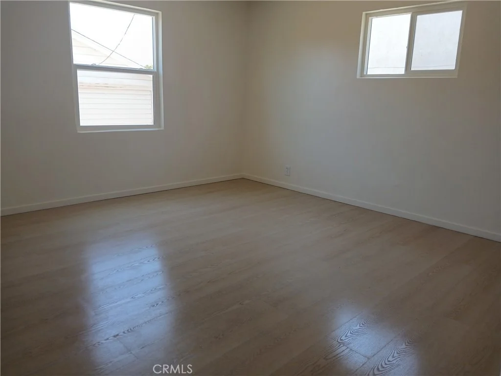 Photo of 15820 S Harvard