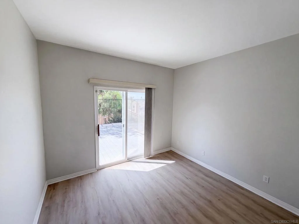 Photo of 595 Dundee