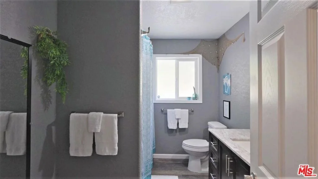Photo of 13881 Oceanview Drive