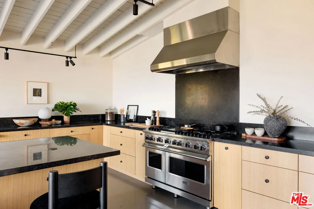Photo of 8559 Edwin Drive