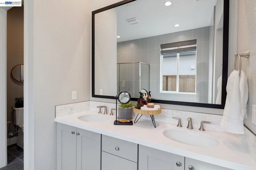 Photo of 1288 Parkcrest Circle