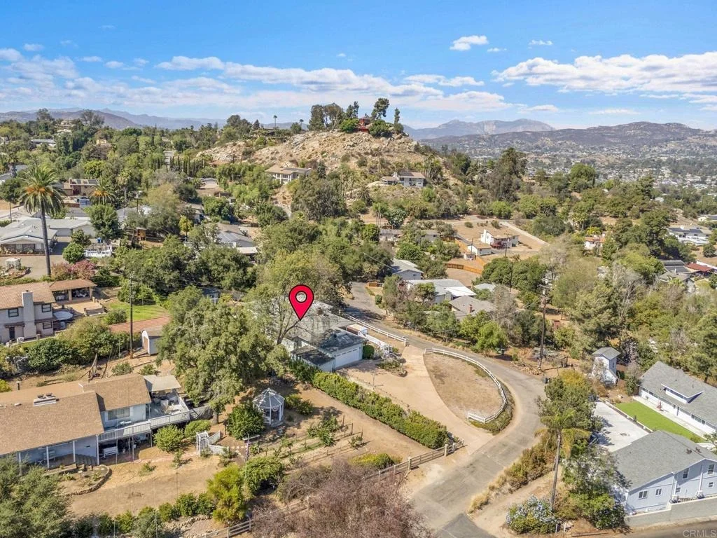 Photo of 1752 Grove Road