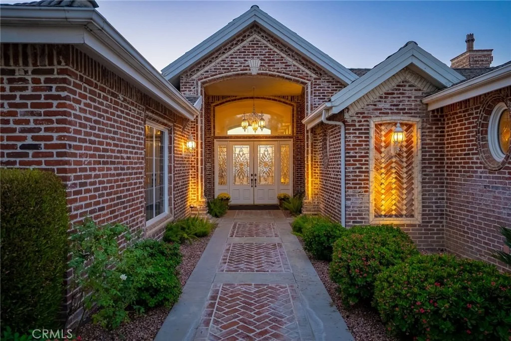 Photo of 6872 Chartwell