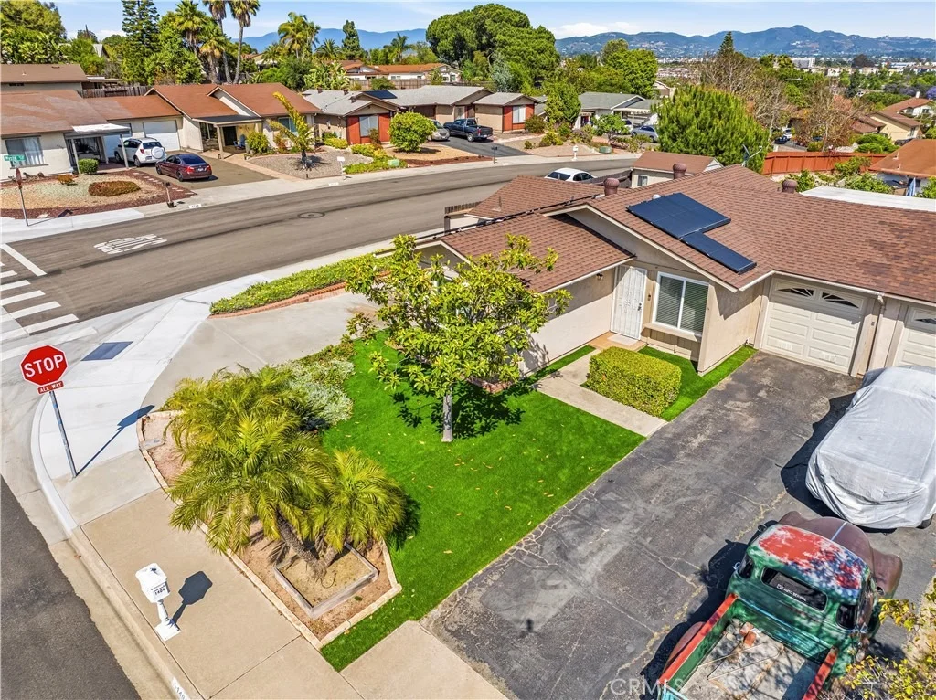 Photo of 1404 Peacock Boulevard