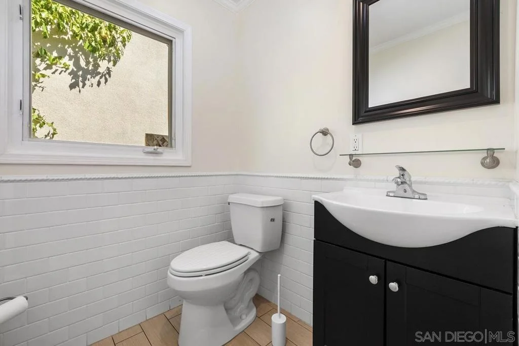 Photo of 4282 Middlesex Drive