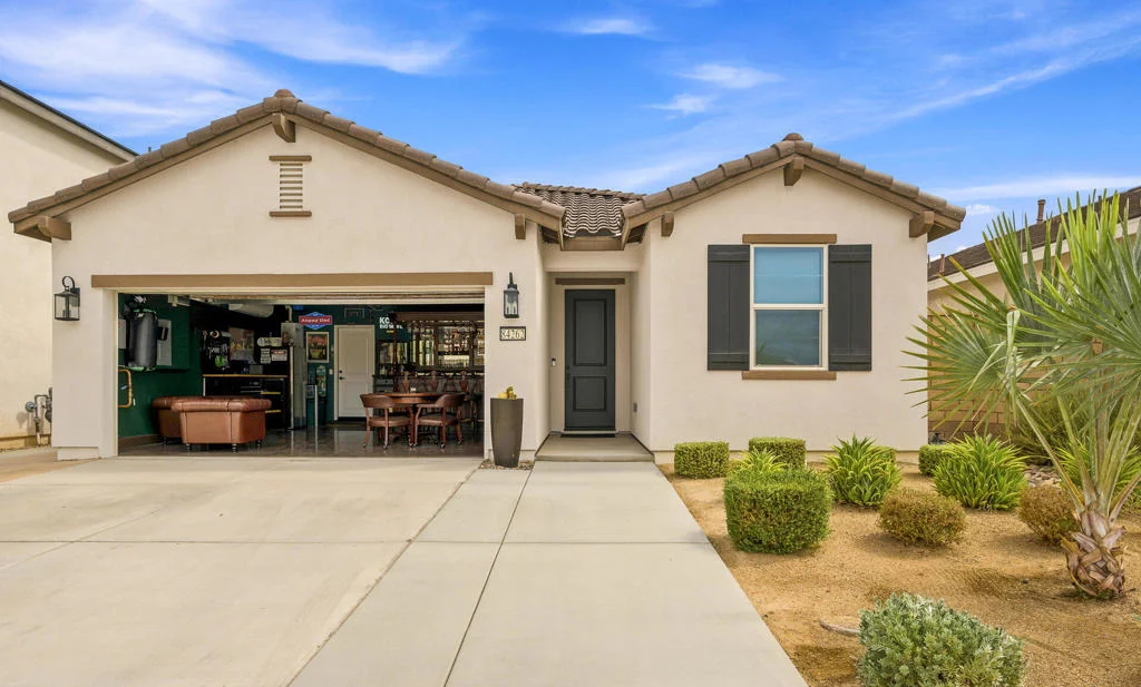 Photo of 84262 Caviano Drive