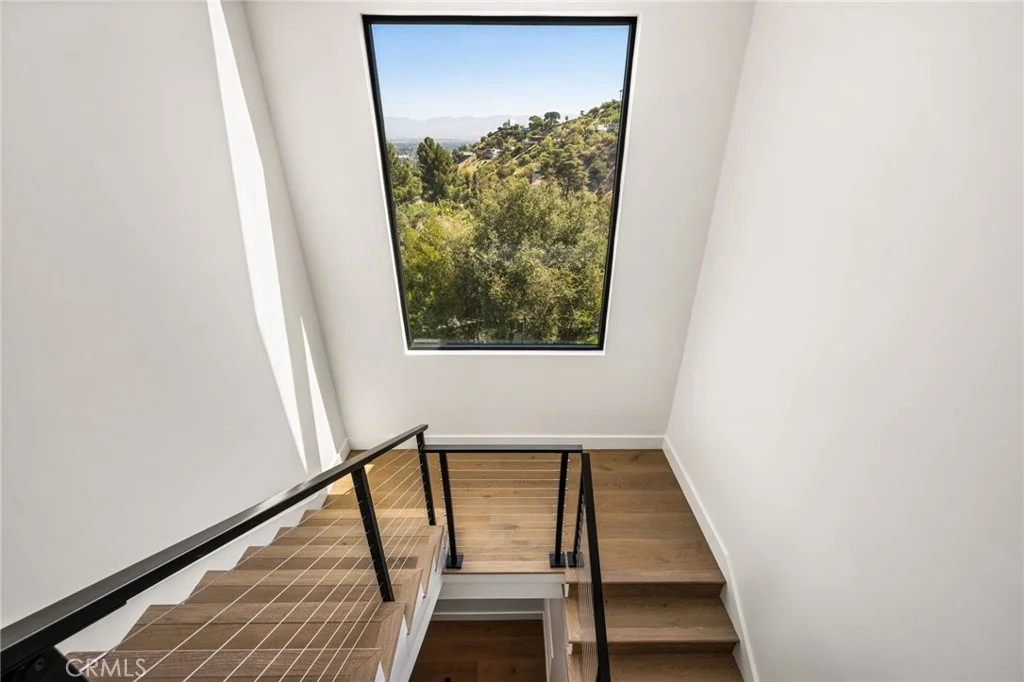 Photo of 3566 Beverly Glen