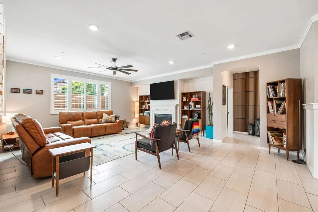 Photo of 40258 Vivaldi Court