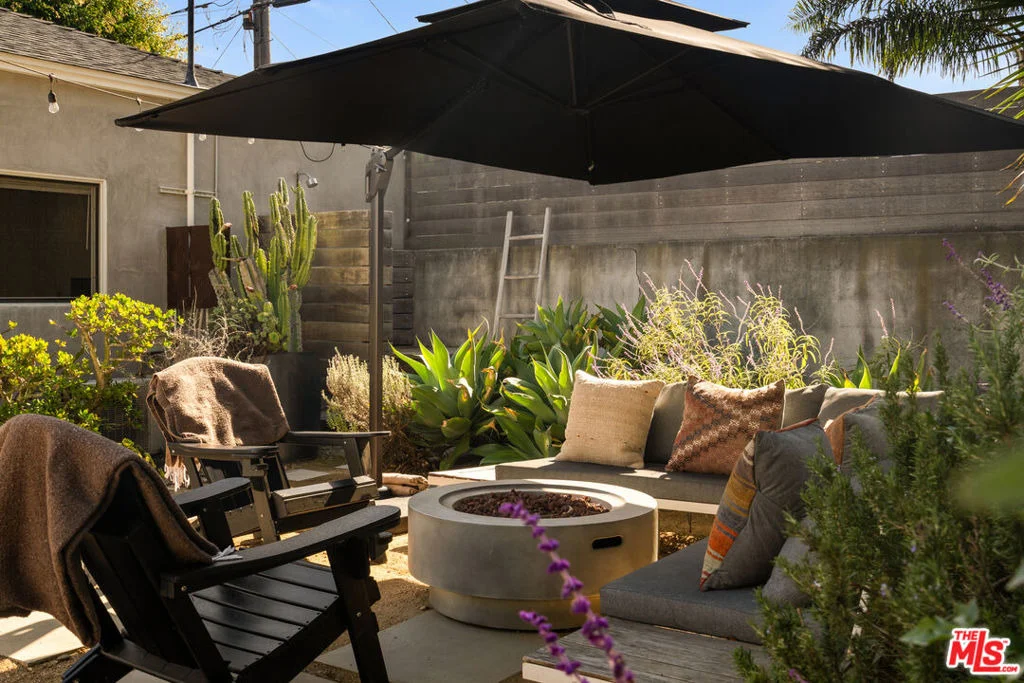 Photo of 3001 Beach Avenue