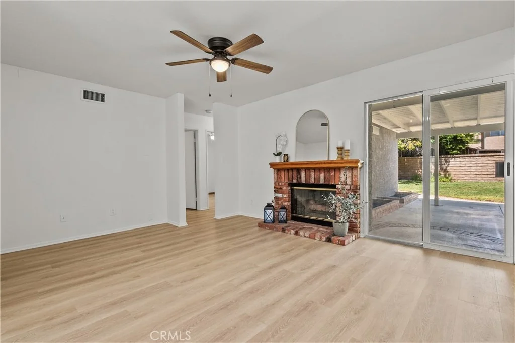 Photo of 28511 Victoria Rd.