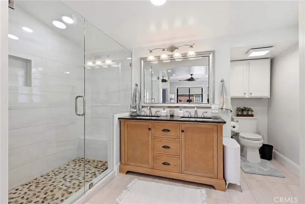 Photo of 6600 E Ocean