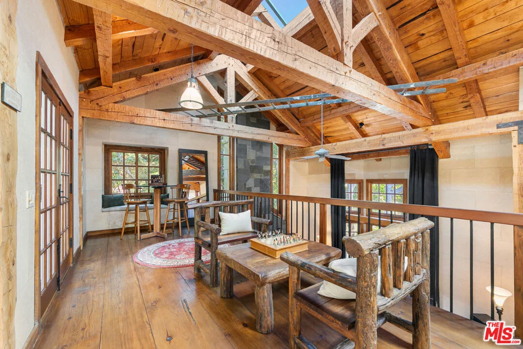 Photo of 8497 Harold Way