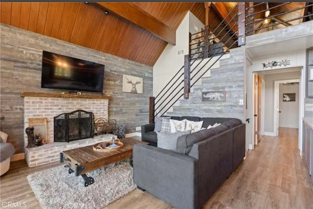 Photo of 747 Bergschrund Drive