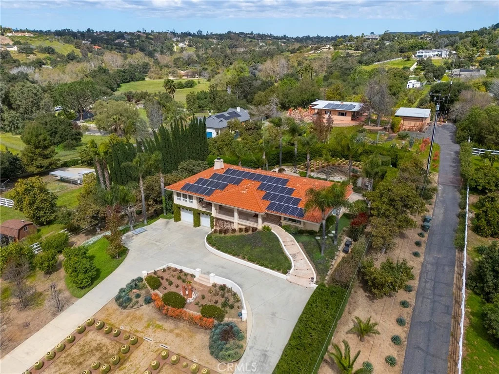 Photo of 2740 Los Alisos Drive