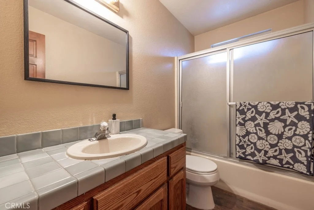 Photo of 252 Riverside