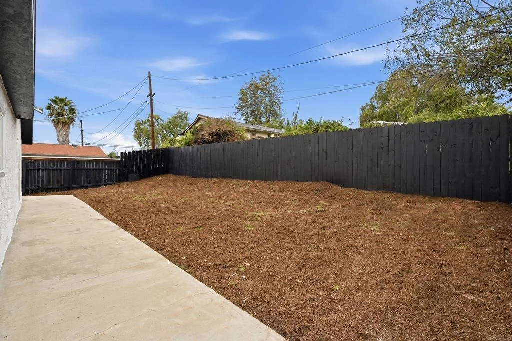 Photo of 1333 Helix Street