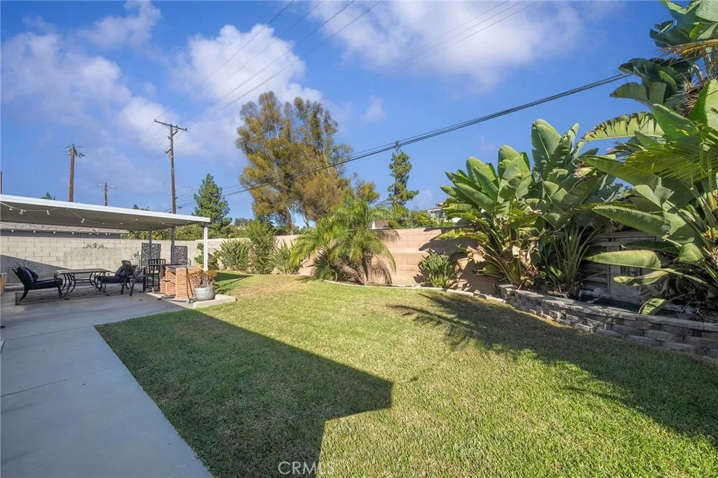 Photo of 20179 Barnard Avenue