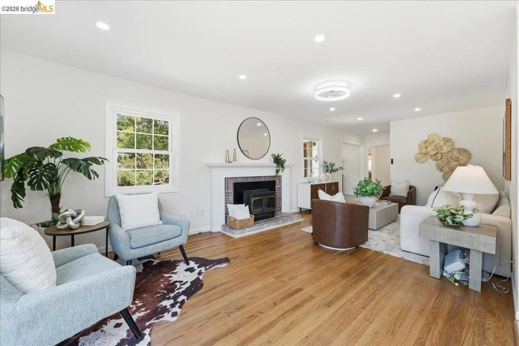 Photo of 2721 Hidden Ln