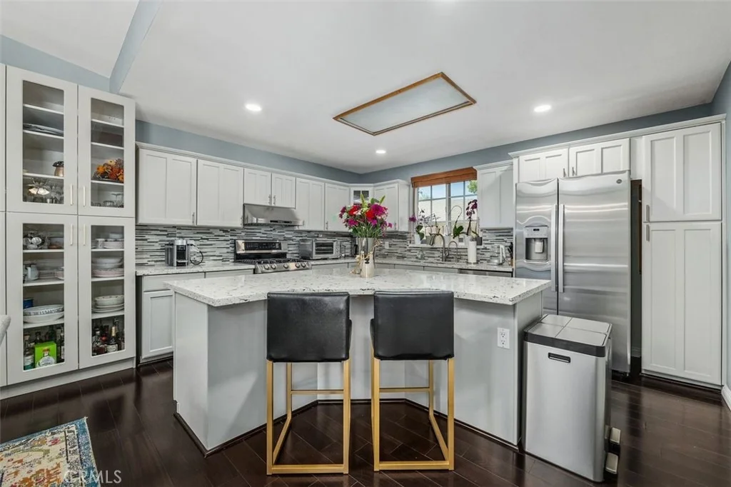 Photo of 3136 Frances Avenue