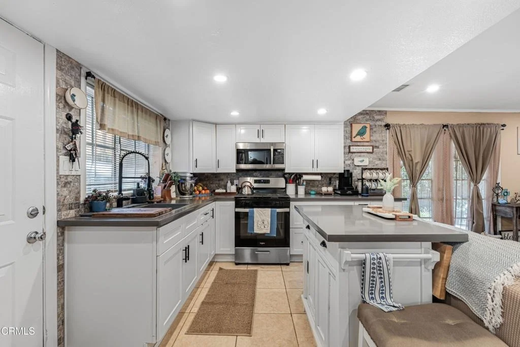 Photo of 14476 Avenida Colonia